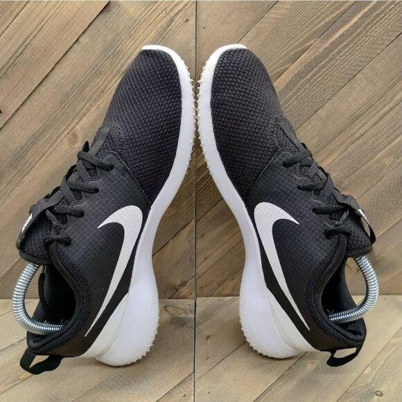 Nike Roshe G Golf Shoes Womens Size 9.5 Black White Nike Golf Spikeless - Picture 6 of 8